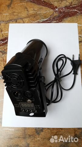 Светодиодный RGB прожектор 4 в 1 Светодиодный RGB прожектор 4 в 1