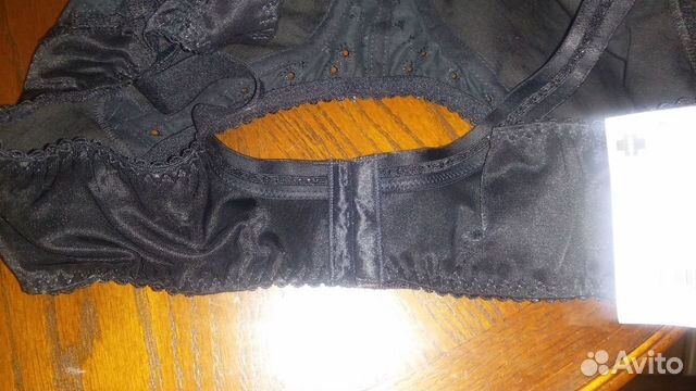 Бюстгальтер для фиксации экзопротеза молочной желе