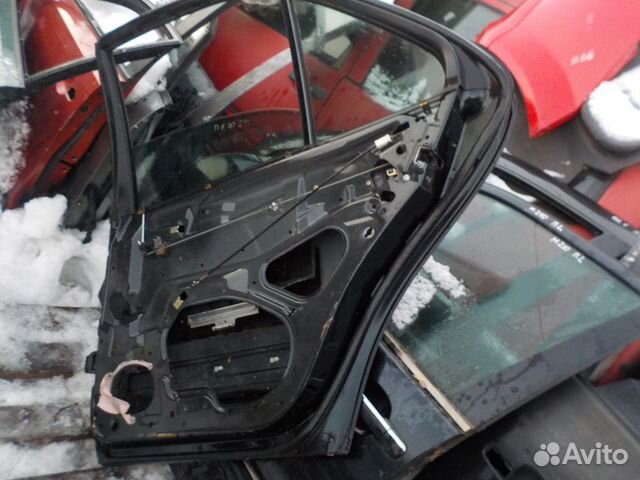 Дверь задняя правая Mercedes-Benz W210 Дверь задняя правая Mercedes-Benz W210