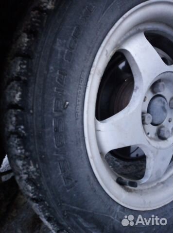 Продам nokian hakkapeliitta R2.175*65*14