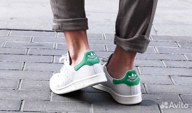 Stan Smith с широкими штанами