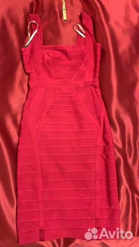 Бандажное Платье Herve Leger размер S (оригинал) Бандажное Платье Herve Leger размер S (оригинал)