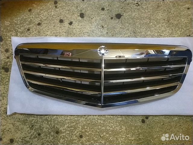 Решетка радиатора Mercedes W212 AMG W Авангард