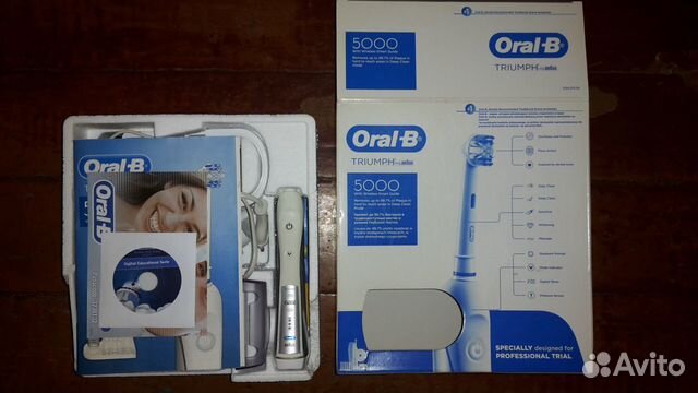 Электрическая зубная щетка Braun Oral-B Triumph