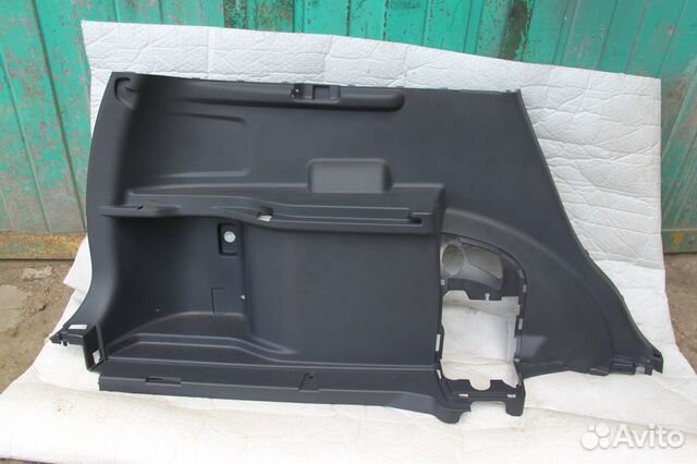 Новая обшивка багажника левая Honda CRV 2007-11 Новая обшивка багажника левая Honda CRV 2007-11