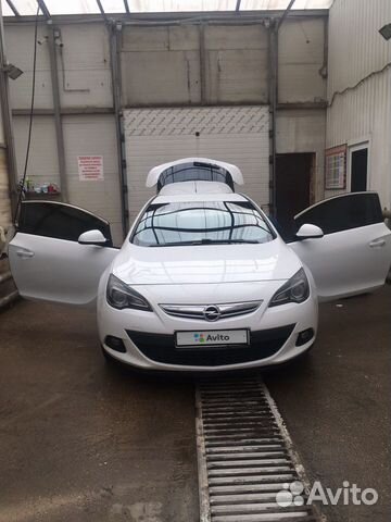 Opel Astra GTC 1.4 AT, 2012, 110 000 км