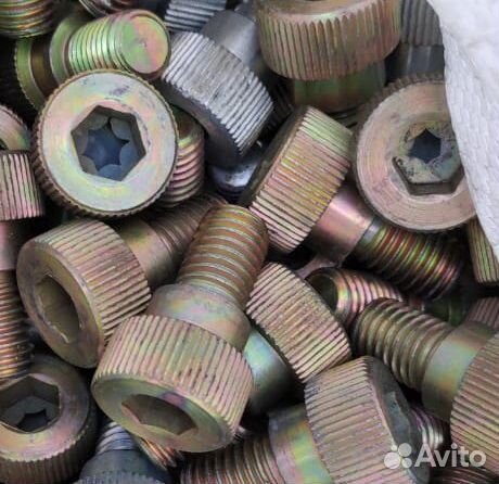 Болт крышки буровой головы (зонда локации гнб) Болт крышки буровой головы (зонда локации гнб)