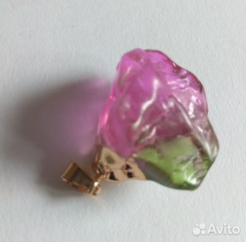 Кулон с кристаллом «Арбузный турмалин» Кулон с кристаллом «Арбузный турмалин»