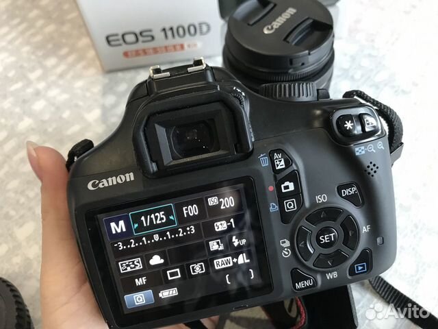 Canon EOS 1100D