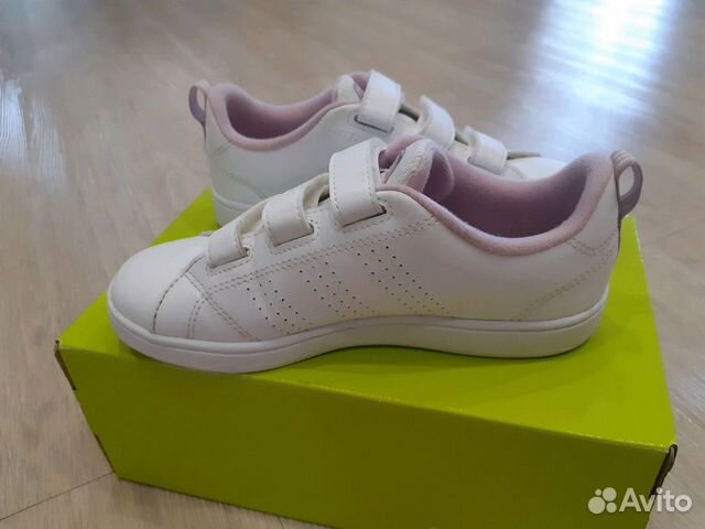Кроссовки adidas