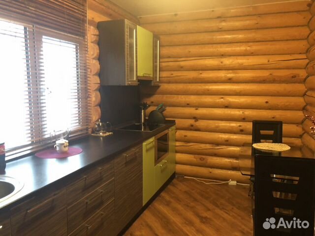 Коттедж 214 м² на участке 10 сот.