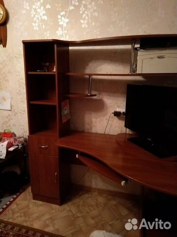 Компьютерный стол