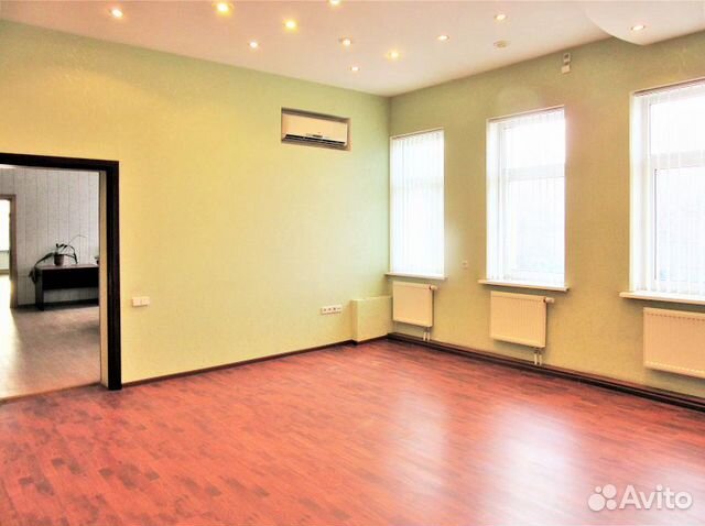 Офисный изолированный блок, 540 м²