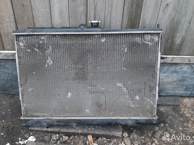 Радиатор Мицубиси Аутлендер 1 с МКПП