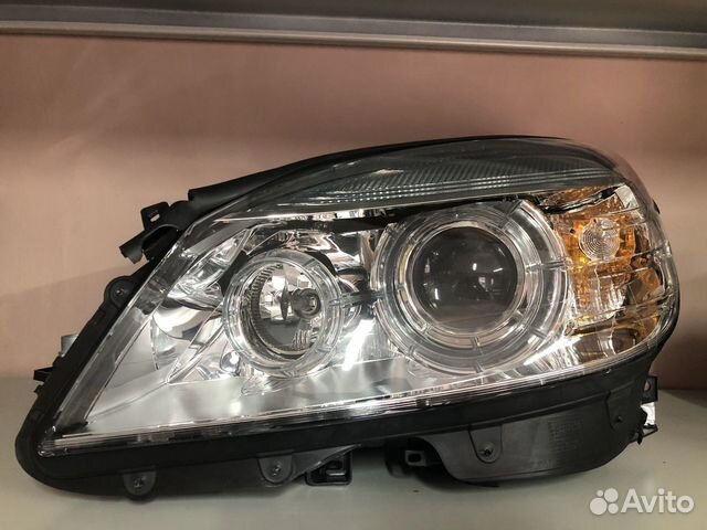 Mercedes W204 2007-2010 фара левая ксенон Mercedes W204 2007-2010 фара левая ксенон