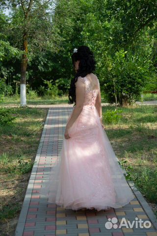 Вечернее платье