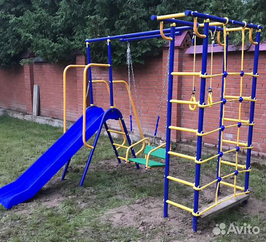 Игровая площадка с горкой