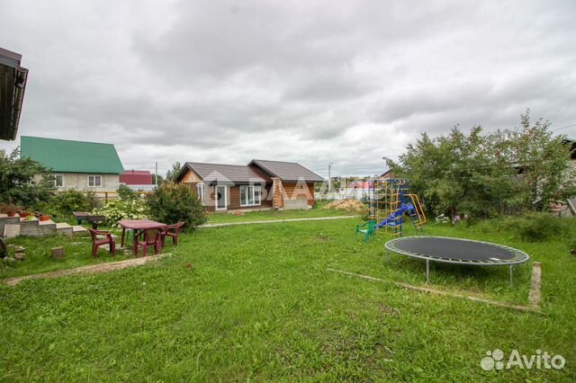 Коттедж 220 м² на участке 13 сот.