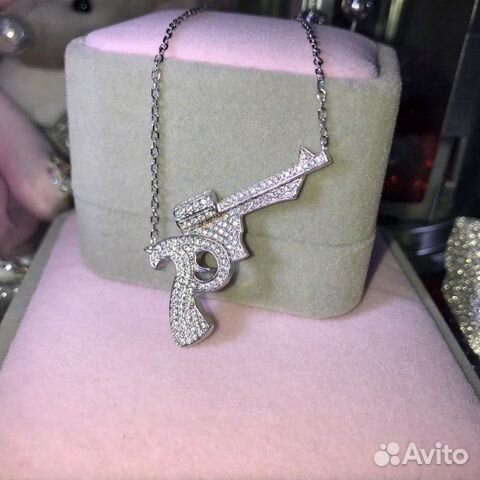 Серебрянный кулон с цепью Серебрянный кулон с цепью