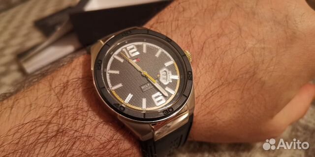 Часы Tommy Hilfiger