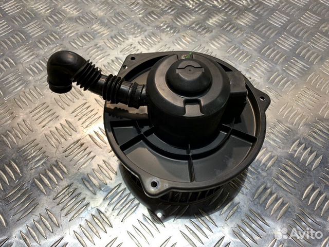 Мотор печки Ford Escape 2 2.3 2008 Мотор печки Ford Escape 2 2.3 2008