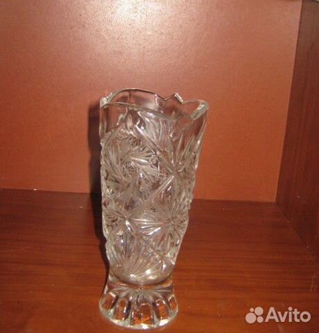 Хрустальная ваза