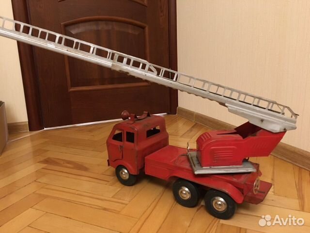 Пожарная машина сим, игрушка из СССР Пожарная машина сим, игрушка из СССР