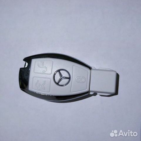 Флешка в виде ключа Mercedes-Benz Флешка в виде ключа Mercedes-Benz
