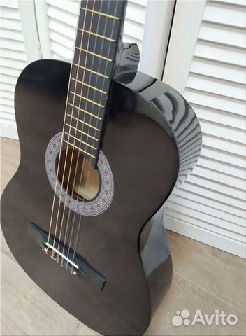 Гитара новая