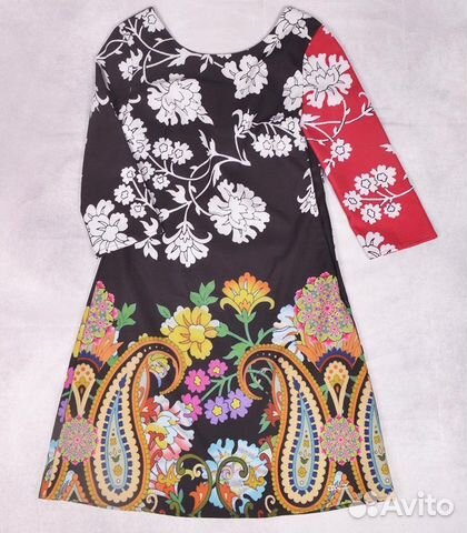 Платье Desigual. Размер: 42 (S) Платье Desigual. Размер: 42 (S)