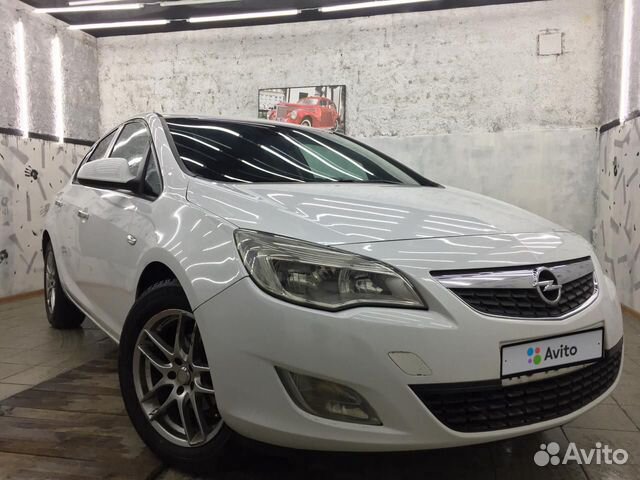 Opel Astra 1.6 AT, 2010, 195 000 км