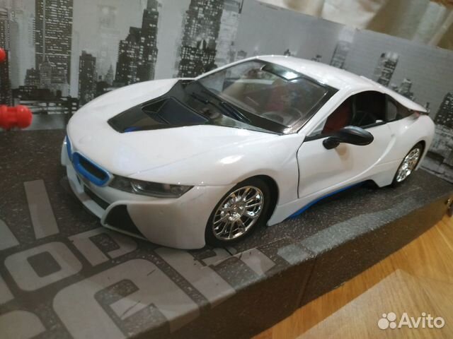 Машина на пульте BMW I8 спорт, двери,аккумул.1:12 Машина на пульте BMW I8 спорт, двери,аккумул.1:12