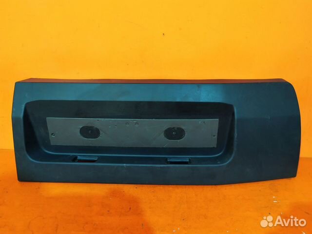 Накладка двери багажника задняя левая Ford Transit Накладка двери багажника задняя левая Ford Transit