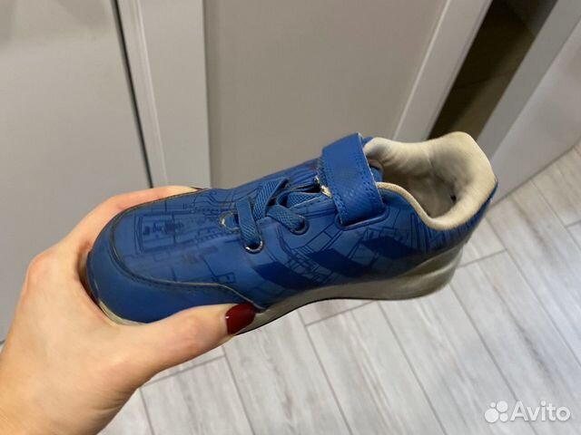 Кроссовки adidas 27р Кроссовки adidas 27р