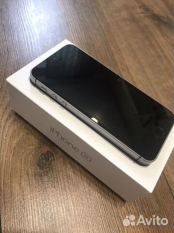 Телефон iPhone Телефон iPhone