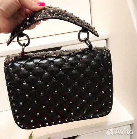 Сумка Valentino Garavani Rockstud Spike средняя Сумка Valentino Garavani Rockstud Spike средняя