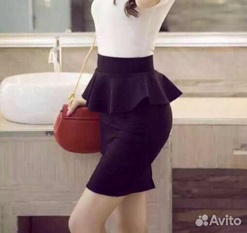 Юбка стильная с баской новая Юбка стильная с баской новая