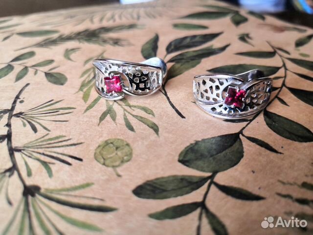 Украшение шарм