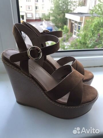 Новые босоножки на танкетке 38 ASOS Новые босоножки на танкетке 38 ASOS