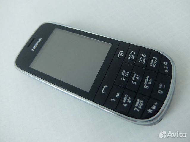 Телефон Nokia Asha 203 Телефон Nokia Asha 203