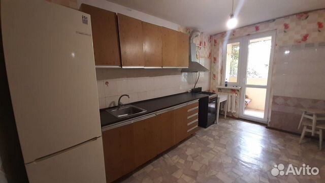 2-к квартира, 80 м², 1/5 эт. 2-к квартира, 80 м², 1/5 эт.