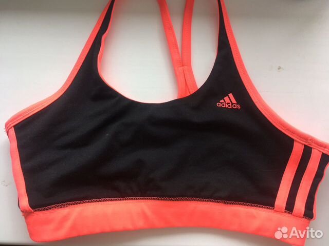 Спортивный топ adidas Спортивный топ adidas