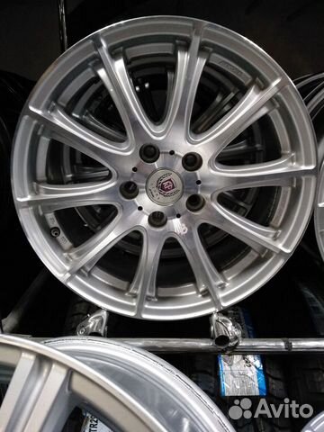 Диски из Японии R17 5-114.3 Work Efors