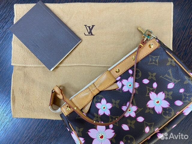 Клатч Louis Vuitton