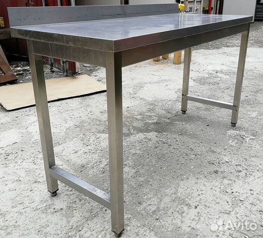 Столы разделочные из нержавеющей стали 1500х600 Столы разделочные из нержавеющей стали 1500х600