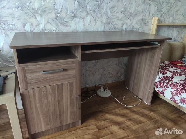 Стол письменный(компьютерный) Стол письменный(компьютерный)