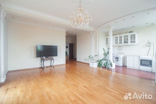 2-к квартира, 76 м², 5/5 эт.