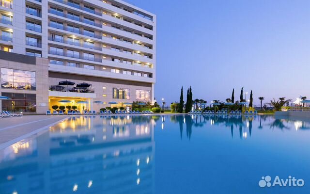Бронь отеля Radisson Blu Resort & Congres Centre Бронь отеля Radisson Blu Resort & Congres Centre