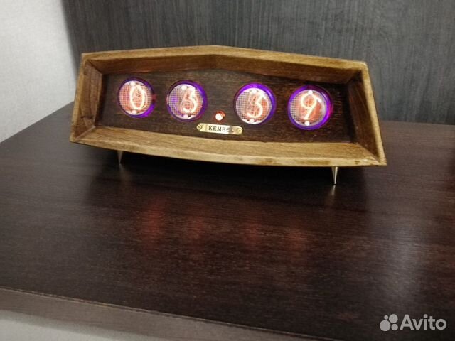 Часы на газоразрядных индикаторах ин-4 ин-12 Nixie