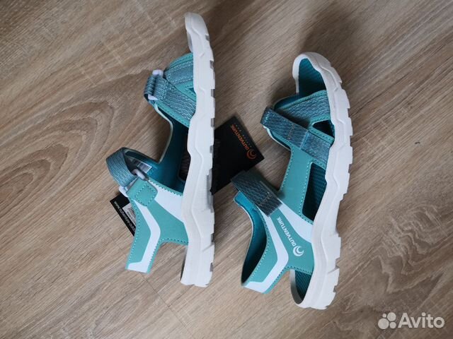 Сандалии новые Outventure